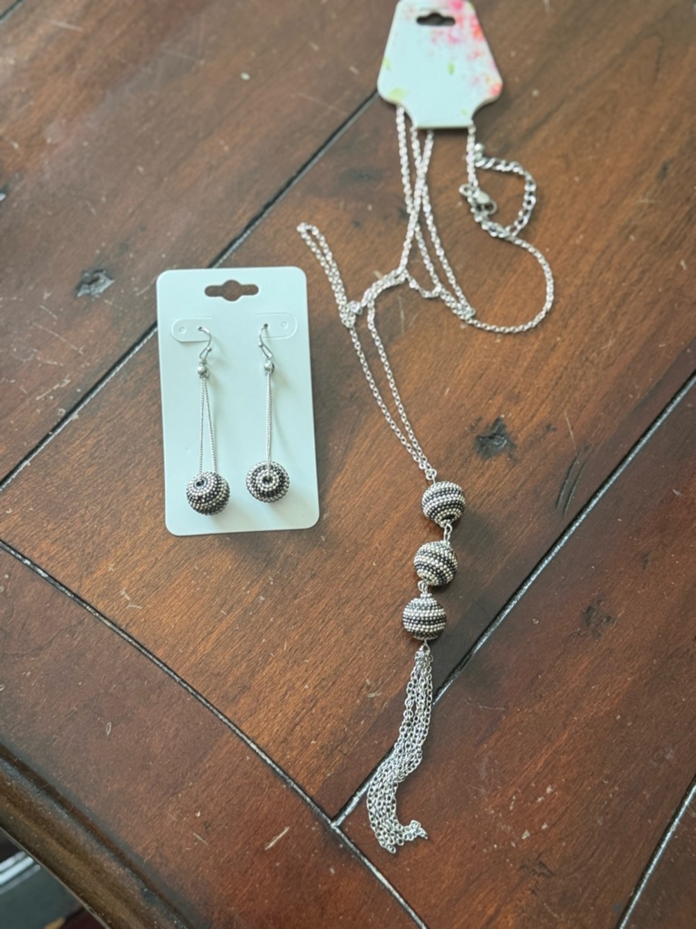 🦋 Silver Beaded Tassel Necklace with Matching Drop Earrings - Silver